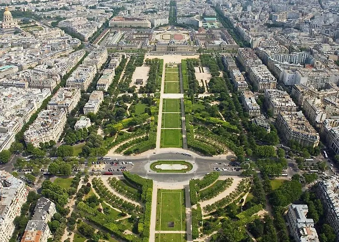 Studio Tour Eiffel Et Champs-elysees * Párizs